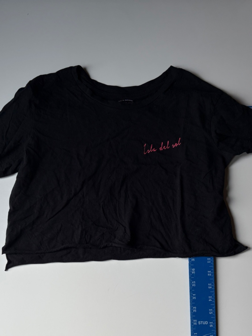 Billabong Black Crop Tee with Pink 'Isla del Sol' Script